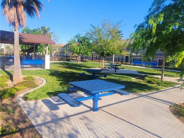 5604 Altamura Way 10, Fontana CA 92336