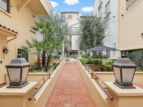 851 N San Vicente Boulevard 110, West Hollywood CA 90069