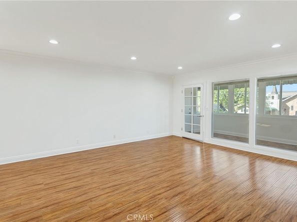 6160 Whitsett Avenue 6, North Hollywood CA 91606