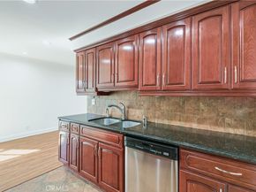 6160 Whitsett Avenue 6, North Hollywood CA 91606