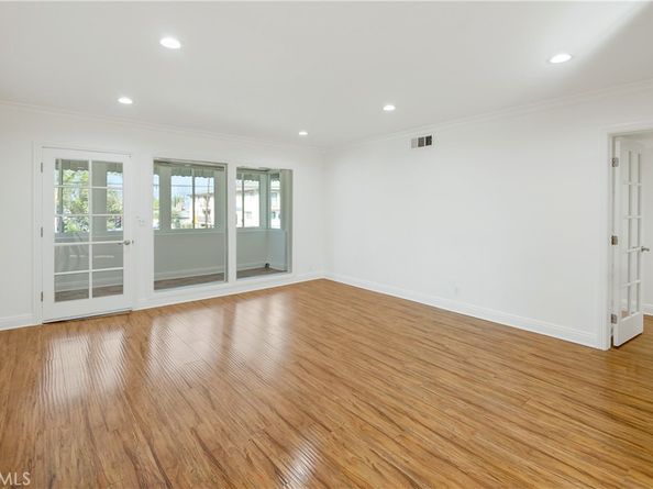 6160 Whitsett Avenue 6, North Hollywood CA 91606
