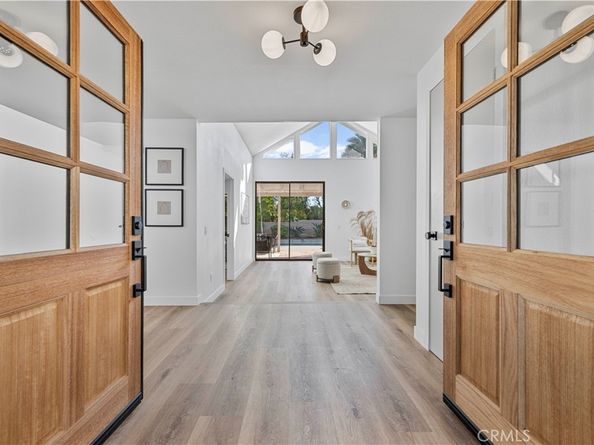 21108 Mayall, Chatsworth CA 91311