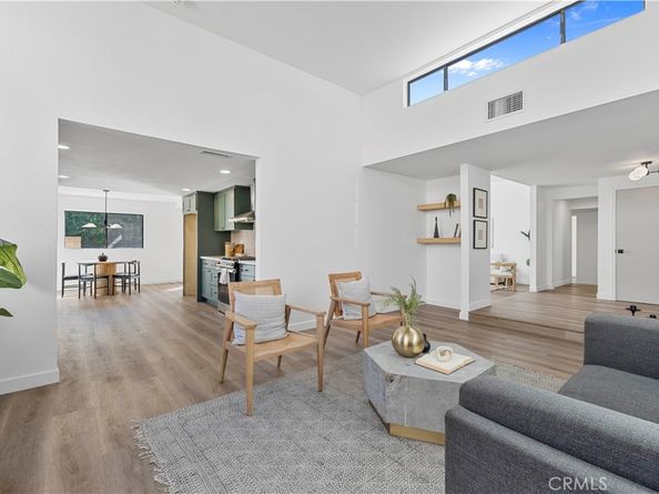 21108 Mayall, Chatsworth CA 91311