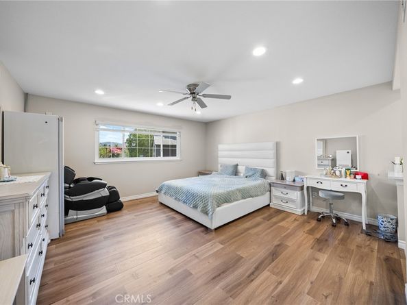 11930 Woodley, Granada Hills CA 91344