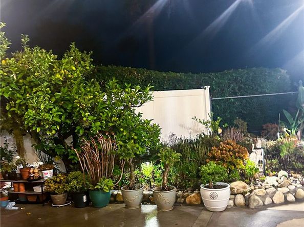 11930 Woodley, Granada Hills CA 91344