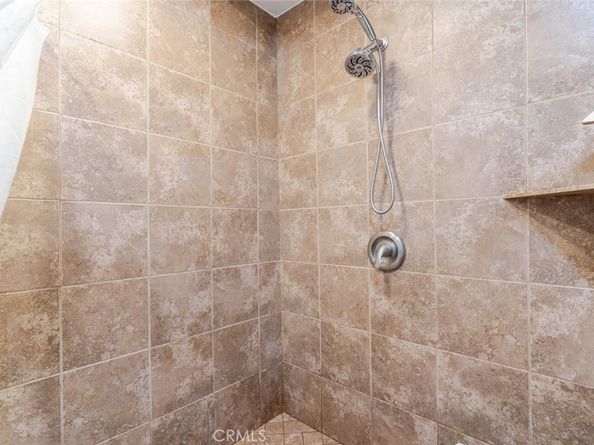 10434 Irma Avenue, Tujunga CA 91042