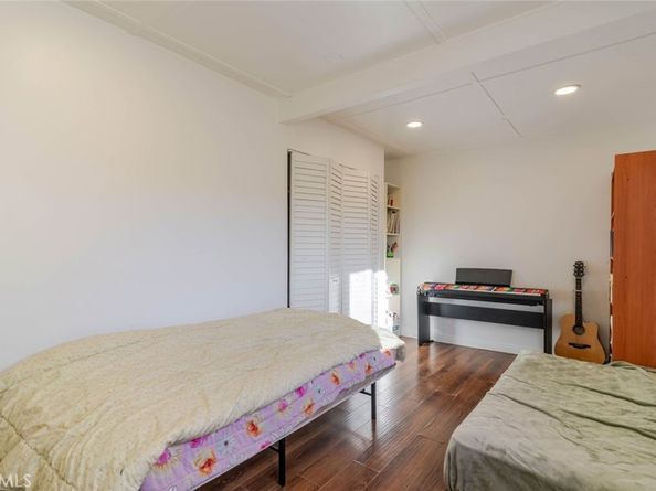 10434 Irma Avenue, Tujunga CA 91042