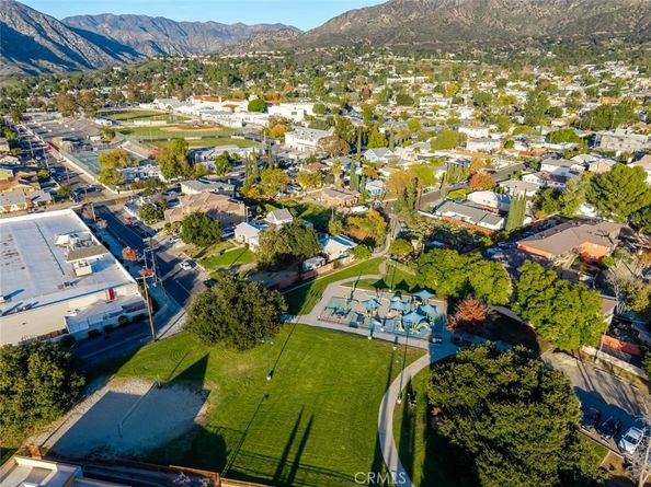 10434 Irma Avenue, Tujunga CA 91042