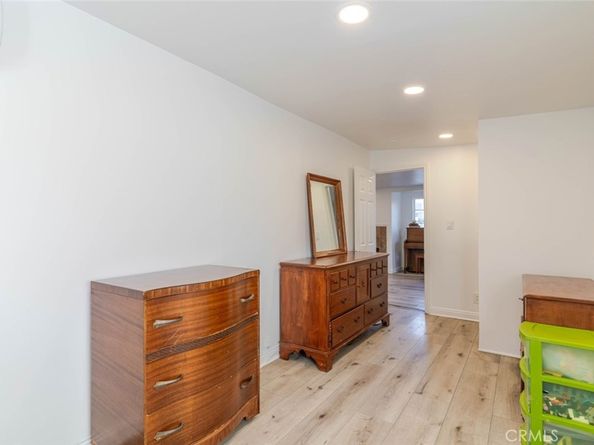 10434 Irma Avenue, Tujunga CA 91042