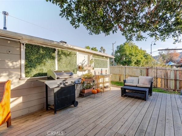 10434 Irma Avenue, Tujunga CA 91042