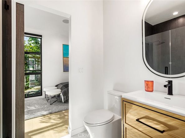 3975 Frances Avenue, West Los Angeles CA 90066