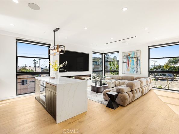 3975 Frances Avenue, West Los Angeles CA 90066