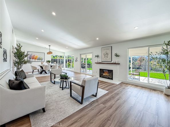 4627 Willens, Woodland Hills CA 91364