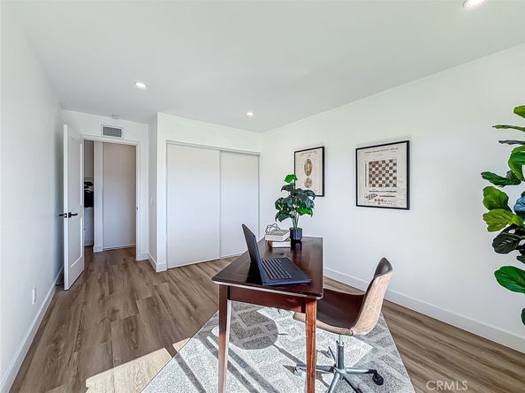 4627 Willens, Woodland Hills CA 91364