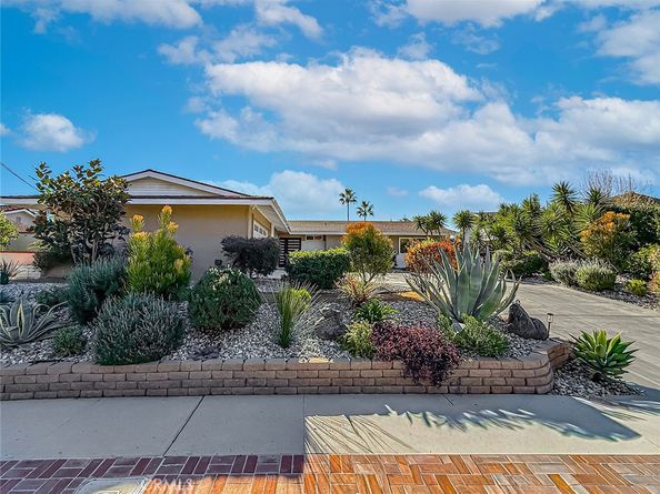 4627 Willens, Woodland Hills CA 91364