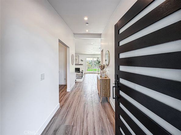 4627 Willens, Woodland Hills CA 91364