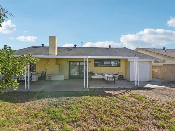 15937 Londelius Street, North Hills CA 91343