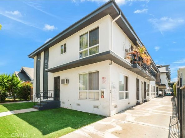 1026 N Hudson, Hollywood CA 90038