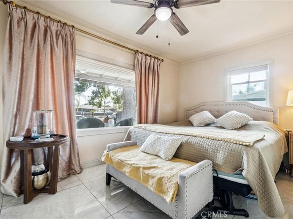 10959 Memory Park Avenue, San Fernando CA 91345