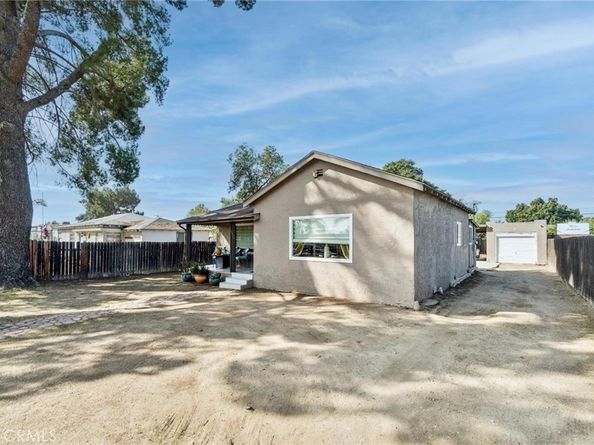 10959 Memory Park Avenue, San Fernando CA 91345