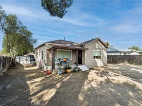 10959 Memory Park Avenue, San Fernando CA 91345