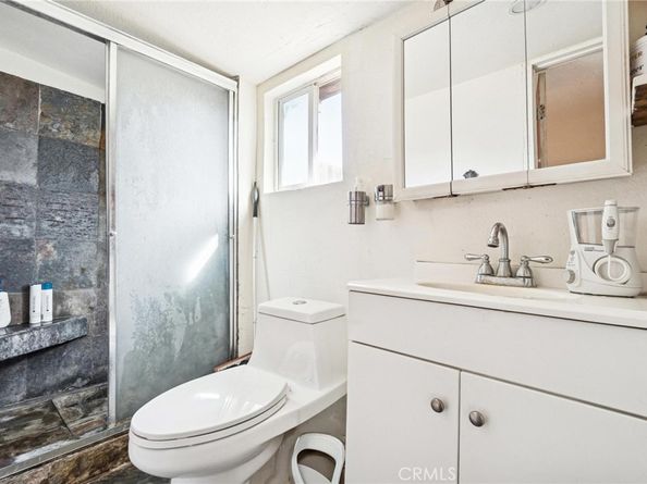 10959 Memory Park Avenue, San Fernando CA 91345