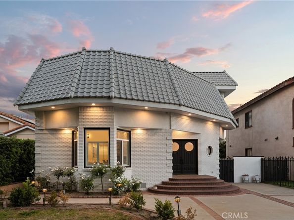 14713 Valleyheart Drive, Sherman Oaks CA 91403