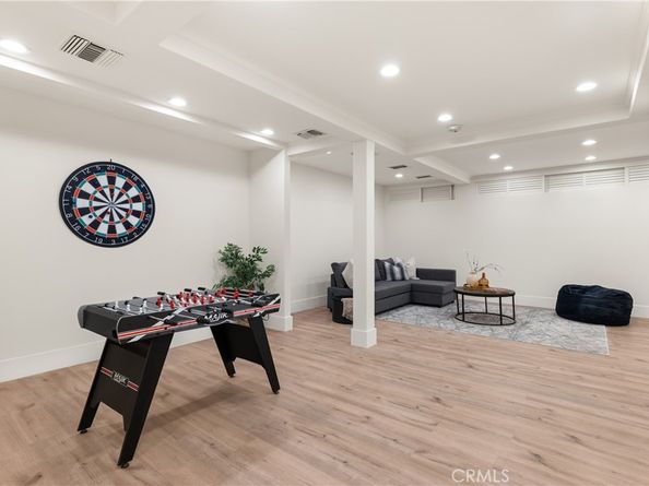 14713 Valleyheart Drive, Sherman Oaks CA 91403