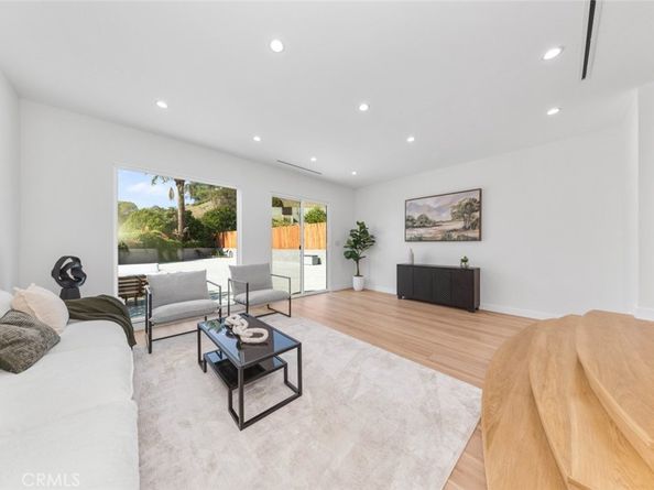 8369 Vine Valley Drive, Sun Valley CA 91352