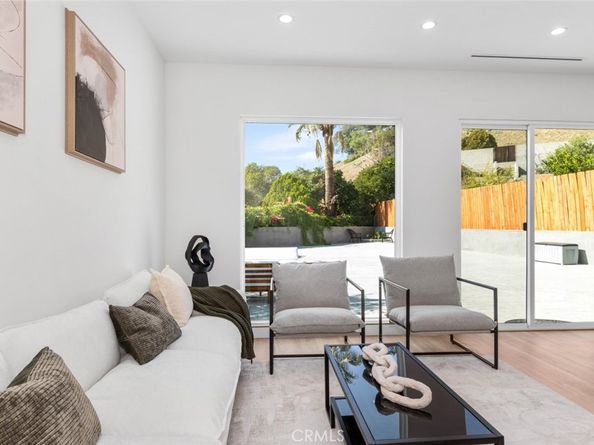 8369 Vine Valley Drive, Sun Valley CA 91352