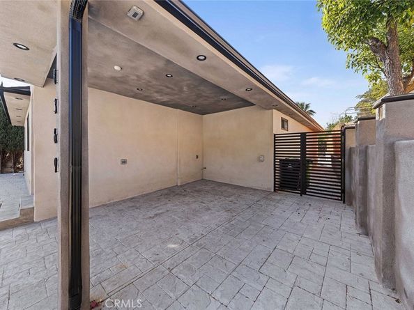 8369 Vine Valley Drive, Sun Valley CA 91352