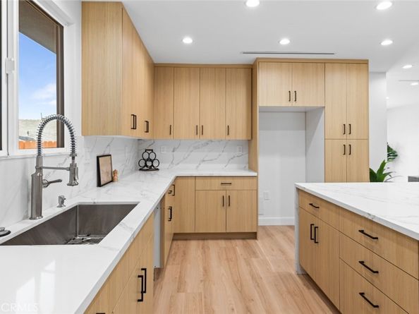 8369 Vine Valley Drive, Sun Valley CA 91352