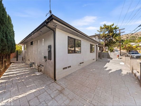 8369 Vine Valley Drive, Sun Valley CA 91352