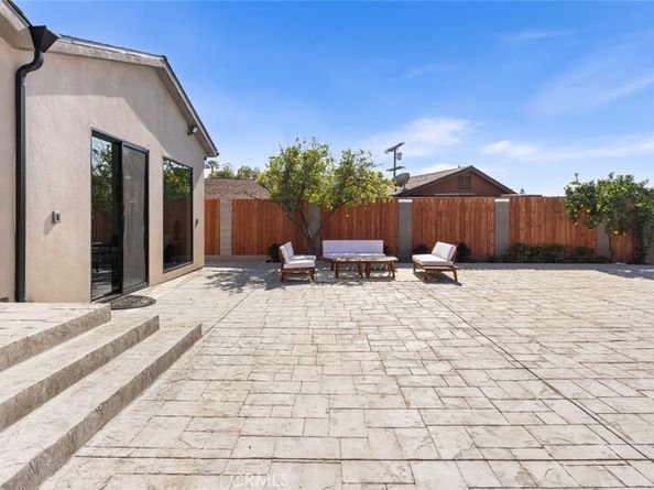 8369 Vine Valley Drive, Sun Valley CA 91352