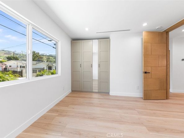 8369 Vine Valley Drive, Sun Valley CA 91352