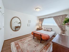 17424 Superior, Northridge CA 91325