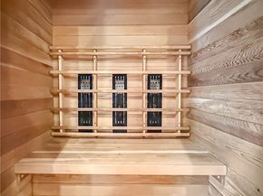 17424 Superior, Northridge CA 91325