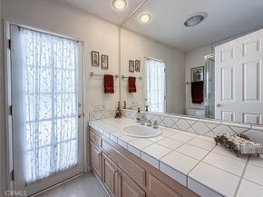 17424 Superior, Northridge CA 91325