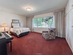 17424 Superior, Northridge CA 91325