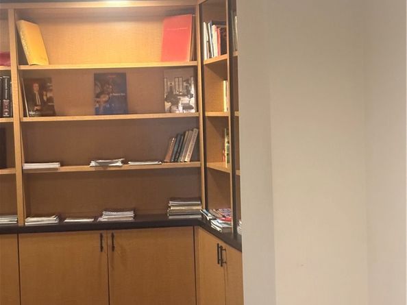 100 S Doheny Drive 521, West Hollywood CA 90048