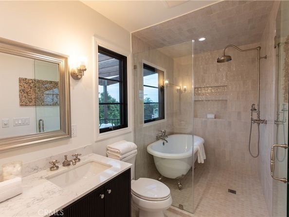 1284 S Orange, Los Angeles CA 90019