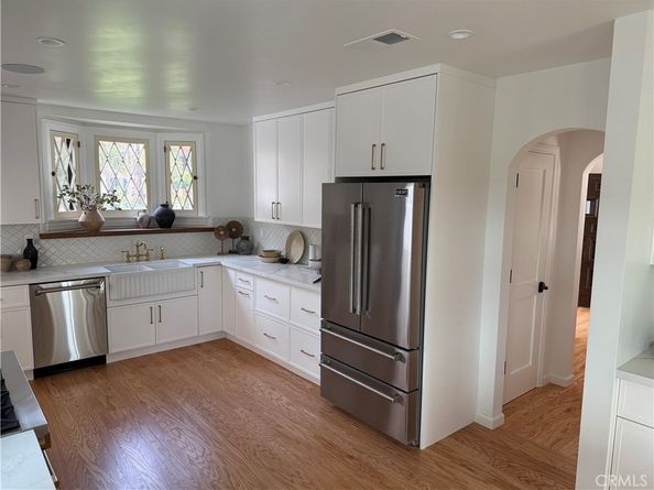 1284 S Orange, Los Angeles CA 90019