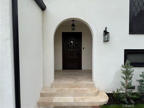 1284 S Orange, Los Angeles CA 90019