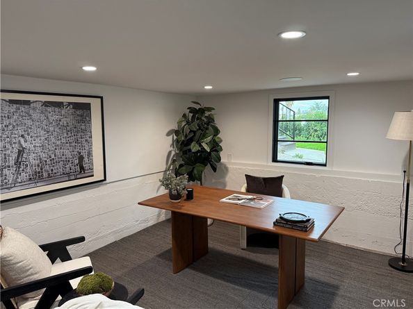 1284 S Orange, Los Angeles CA 90019