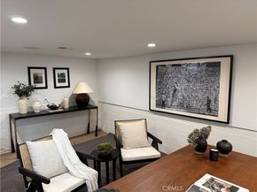 1284 S Orange, Los Angeles CA 90019