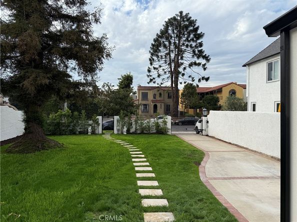 1284 S Orange, Los Angeles CA 90019