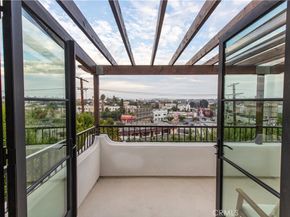 1284 S Orange, Los Angeles CA 90019