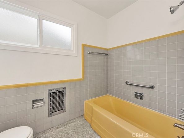 14421 Cohasset Street, Van Nuys CA 91405