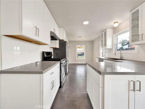 14421 Cohasset Street, Van Nuys CA 91405