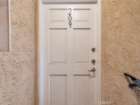 5224 Denny Avenue 209, North Hollywood CA 91601